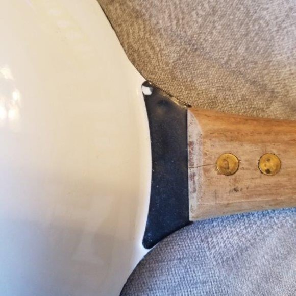 Cathrineholm of Norway Enamel Sauté Skillet Frying Pan VTG Lotus Yellow White - Picture 5 of 5